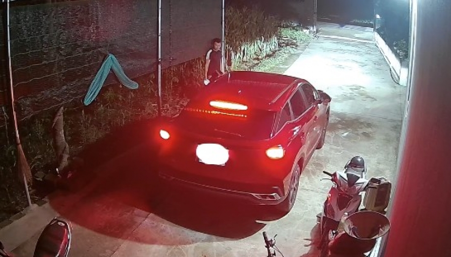 Các bác chỉ giáo giúp xe Omoda C5  đột nhiên không di chuyển được sau khi nổ máy