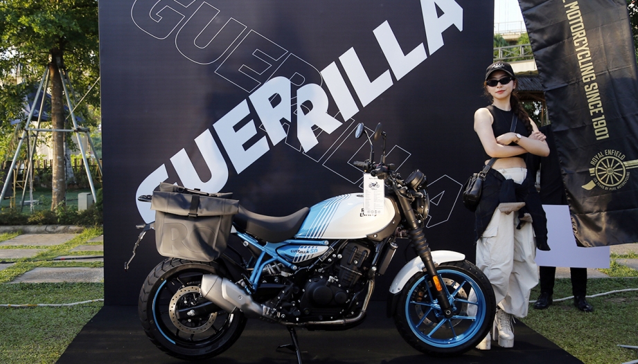 Thế giới 2 bánh: Royal Enfiled Guerrilla - Có đủ sức tạo sóng phân khúc Roadster?