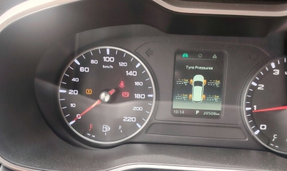 Đồng hồ Mg zs báo lỗi gì thế này các bác?