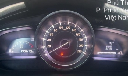 Mazda2 nổi cá vàng có phải do xăng E10?