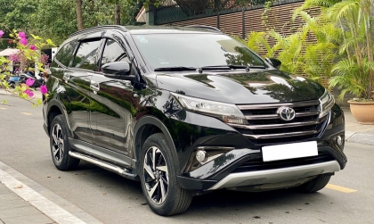 Có bác nào đổ xăng E10 cho Toyota Rush có mùi xăng sống không?