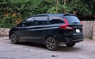 Các bác cho hỏi vấn đề này trên Suzuki Ertiga với ạ