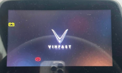 Có phải Vf5 bị lỗi pin sau khi đi qua nước không ạ?
