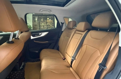 Đèn cửa ghế sau Beijing X7 không tự tắt là lỗi hay tính năng?