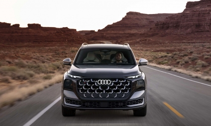 Với Q9, giờ thì Audi có thể tự tin cạnh tranh với Mercedes-Benz GLS và BMW X7