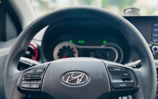 Các bác cho hỏi xe Grand i10 báo ảo số nhiên liệu thế này là sao?