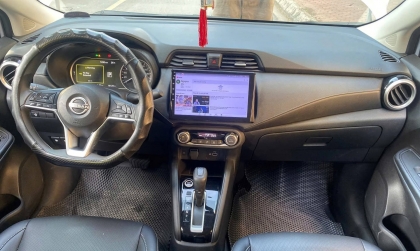 Nissan Almera có tiếng tạch khi đánh lái là lỗi ở đâu?
