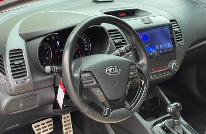 Kia Cerato bị rung vô lăng khi đi nhanh do nguyên nhân gì ạ?