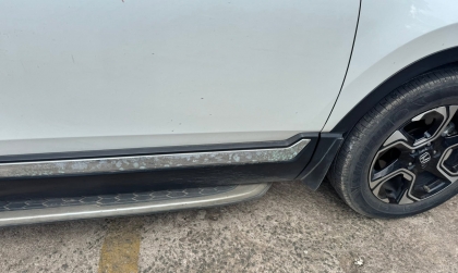 Xin hướng khắc phục chỗ ốp chân Honda CRV bị gỉ thế này