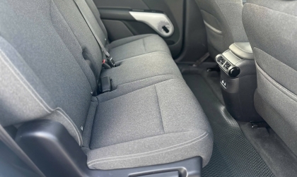 Vinfast Limo Green có tiếng kêu phía sau do vấn đề gì?