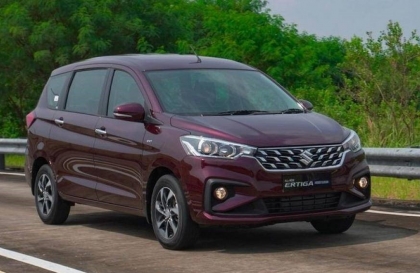 Xin cách hạn chế nắp bình xăng Ertiga bị xì khi mở?