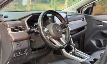 Các cao nhân cho hỏi xe Xpander báo nhiệt độ loạn thế này là sao nhỉ?