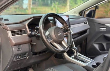 Các cao nhân cho hỏi xe Xpander báo nhiệt độ loạn thế này là sao nhỉ?