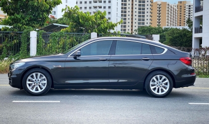 BMW 528 thường hết điện acquy khi qua đêm là do đâu?