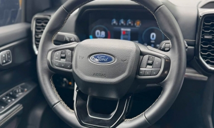 Xin các bác giải thích giúp vấn đề chuyển số của Ford Everest Platinum?