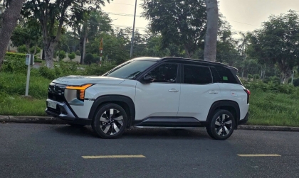 Xin tư vấn xe Mitsubishi Destinator có tiếng lạch cạch phía sau khi qua gờ giảm tốc?