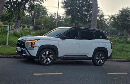 Xin tư vấn xe Mitsubishi Destinator có tiếng lạch cạch phía sau khi qua gờ giảm tốc?