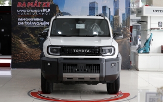 Toyota Land Cruiser FJ - Sự tái sinh đầy toan tính một huyền thoại địa hình