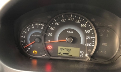 Mitsubishi Attrage bị lỗi gì mà cứ gần đến nửa bình thì hiện lỗi cá vàng?