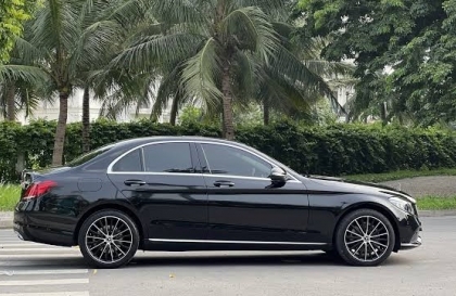 Các bác cho hỏi xe C200 bị két sinh hàn dầu số thì phải làm sao?