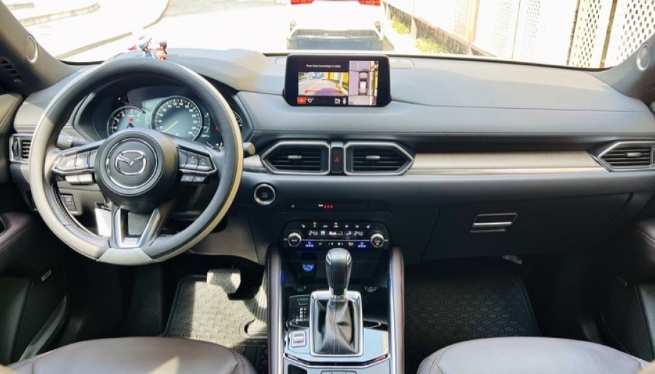 Mazda CX-5 mới đi bị hiện hình cờ lê là sao ạ?