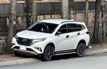 Toyota Rush qua gờ kêu lụp cụp phía sau thì nên kiểm tra chỗ nào nhỉ?