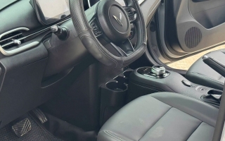 Xin cách khắc phục xe Vinfast vf5 bị trôi khi kéo phanh tay?