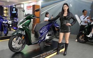 Thế giới 2 bánh: Honda SH150i Italy