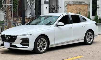 Liệu xe Lux A của em bị lỗi không cụp xòe gương thì có được bảo hành không?