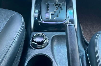 Các bác cho hỏi lỗi chuyển chế độ gài cầu xe Mitsubishi Triton thế này là sao?