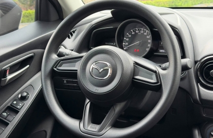 Mazda2 đánh lái kêu cục cục là bị hỏng thước lái đúng không?