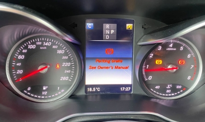 Các bác cho hỏi lỗi xe GLC sau khi dừng xe là sao nhỉ?