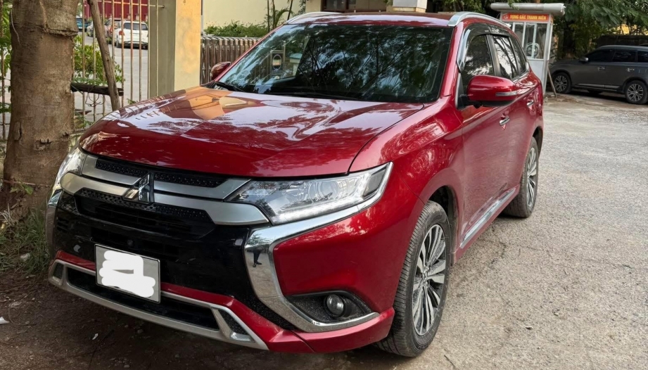 Mitsubishi Outlander bị hụt ga thì phải làm gì?