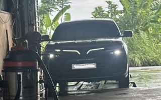 Anh em cho hỏi lỗi cửa số trời của VinFast VF 8 với