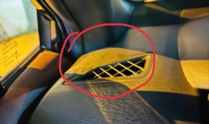 Có bác nào đi Toyota Corolla Cross bị kêu ở táp-lô không?