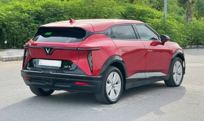 Vinfast Vf7 tự mở cốp thì phải kiểm tra ở đâu?