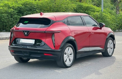 Vinfast Vf7 tự mở cốp thì phải kiểm tra ở đâu?
