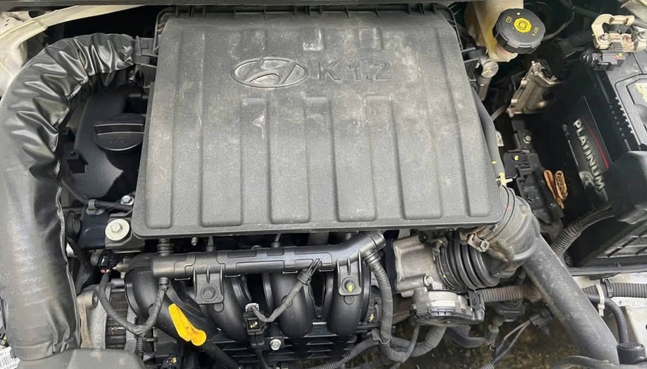 Các bác cho hỏi xe Hyundai Grand i10 bị lỗi động cơ sao thế nhỉ?