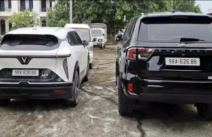 Clip TNGT: Tài xế Mitsubishi Xpander gây tai nạn kinh hoàng vì mở cửa không quan sát