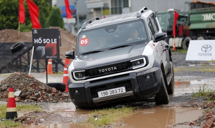 Toyota Việt Nam mang cơ hội lái thử Land Cruiser FJ tới người dân thủ đô
