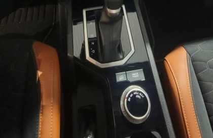 Mitsubishi Triton thỉnh thoảng vào cầu chậm do nguyên nhân gì?