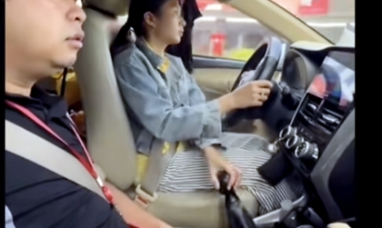 Clip: Cuối tuần ngó sang xem các bạn Trung Quốc học lái xe (P.1)