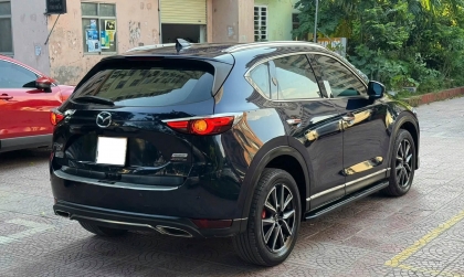 Vì sao xe Mazda CX-5 tự mở cốp sau khi tắt máy?