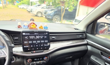 Anh em cho giải pháp xử lý tiếng kêu taplo của Suzuki XL7 khi khởi động với