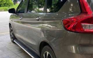 Suzuki Ertiga có mùi xăng ở nắp bình sau khi đổ E10 là sao ạ?