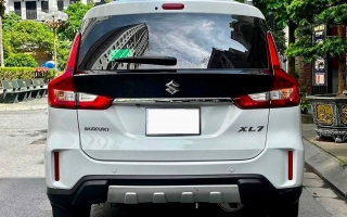 Có cách nào khắc phục lỗi camera lùi Suzuki XL7 bị mờ đục không?