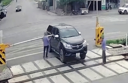 Clip: Hết 