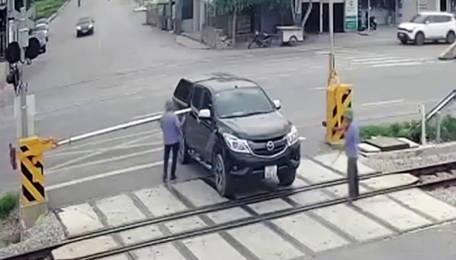 Clip: Hết 