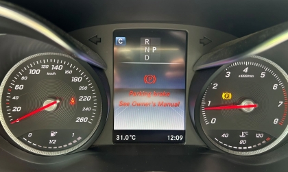 Mercedes-Benz GLC báo lỗi thế này là bị gì?