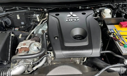 Triton bị lỗi lốc điều hòa thế này có cách khắc phục nào không?